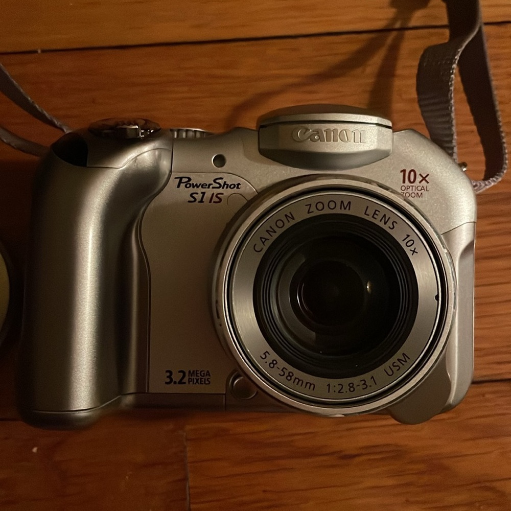 Canon powershot S1 - Picture 2 of 5